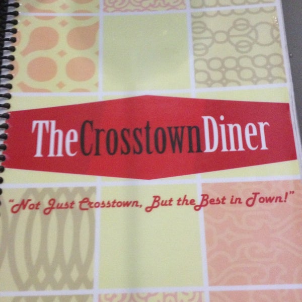 Foto tirada no(a) Crosstown Diner por Ron C. em 1/17/2013