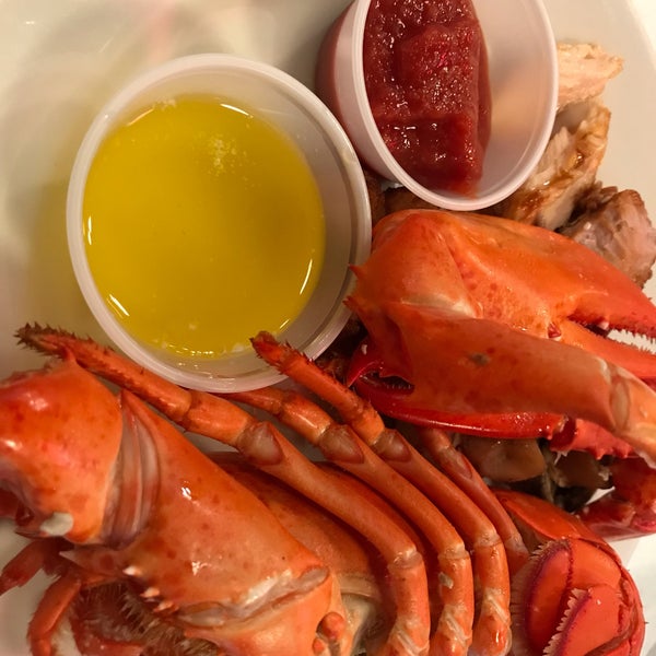 Photo taken at Boston Lobster Feast by Forrest W. on 10/7/2018