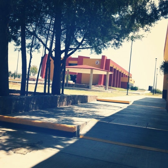 Universidad Tecnológica del Norte de Guanajuato 101 ziyaretçi