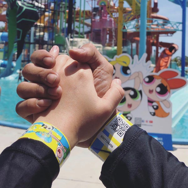 Photo taken at Cartoon Network Amazone Water Park by a on 7/11/2019
