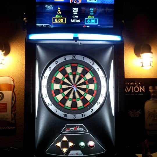 รูปภาพถ่ายที่ Metro Sportz Bar &amp; Billiards โดย Scott S. เมื่อ 1/17/2013