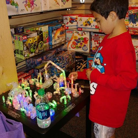 Learning Tree Toy Store in Park Place