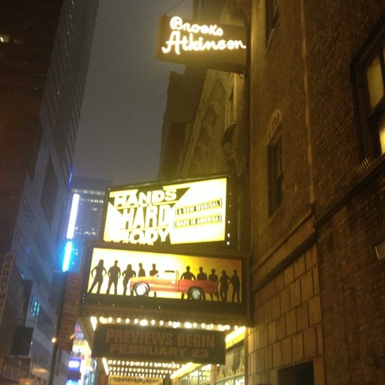 Das Foto wurde bei &quot;HANDS ON A HARDBODY&quot; on Broadway von Jeremy W. am 2/24/2013 aufgenommen