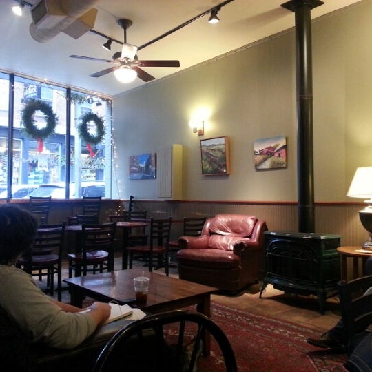 Снимок сделан в Boston Common Coffee Company пользователем Tony J. 12/16/2012