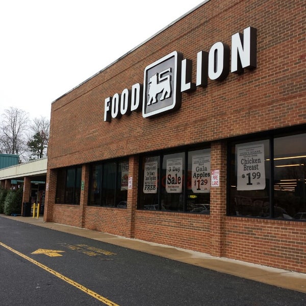 Food Lion Grocery Store Supermarket in Elkin