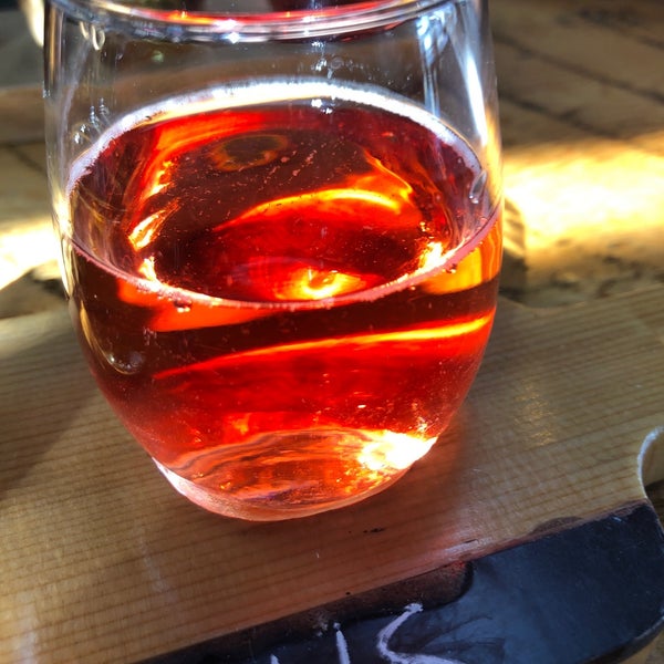 Photo taken at Stem Ciders by Laura C. on 10/8/2019