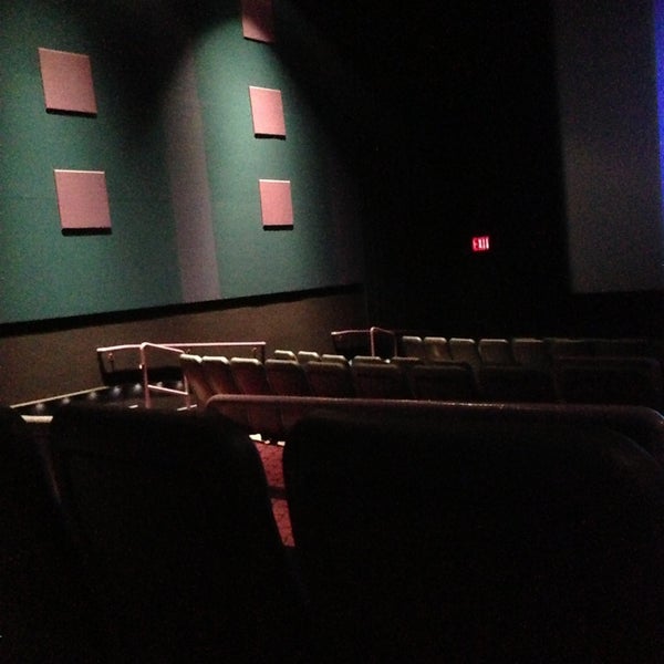 College Point Multiplex Movie Theater in Flushing
