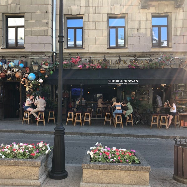 6/20/2021 tarihinde Sonia B.ziyaretçi tarafından Black Swan Pub'de çekilen fotoğraf