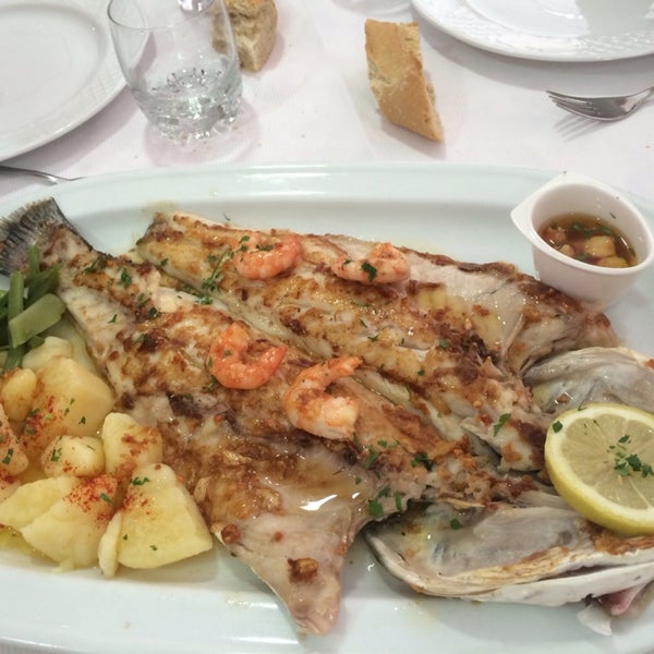 Fuera de la ruta turistica esta el mejor restaurante para comer el mejor pescado  #topsecret  Miguel y Pili os sorprenderan :)