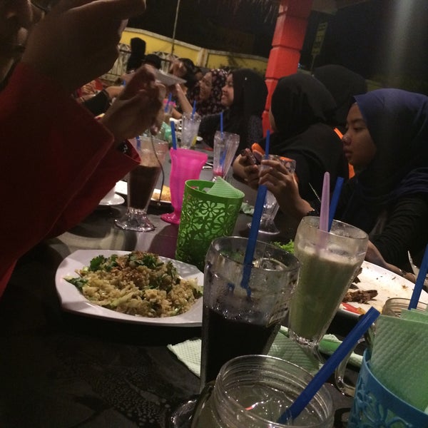 Photos At Villa D Doa Maju 1 Tip From 94 Visitors