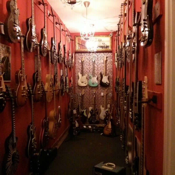 Musikhaus Korn Music Store In Leipzig