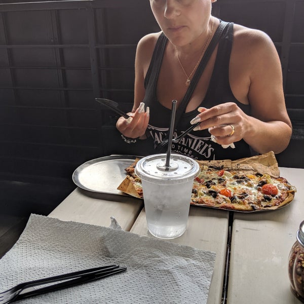Photo taken at Slim &amp; Husky&#39;s Pizza Beeria by Tony J. on 8/2/2019