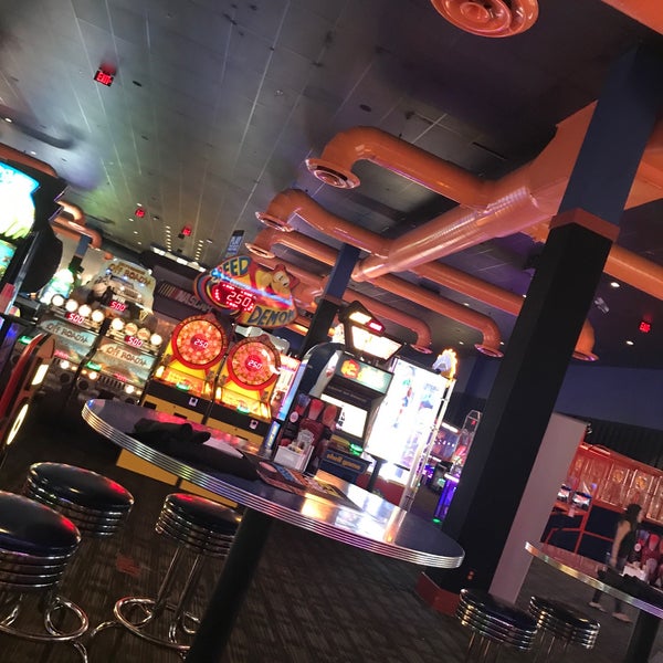 Photo taken at Dave &amp; Buster&#39;s by Cruncked M. on 5/5/2017