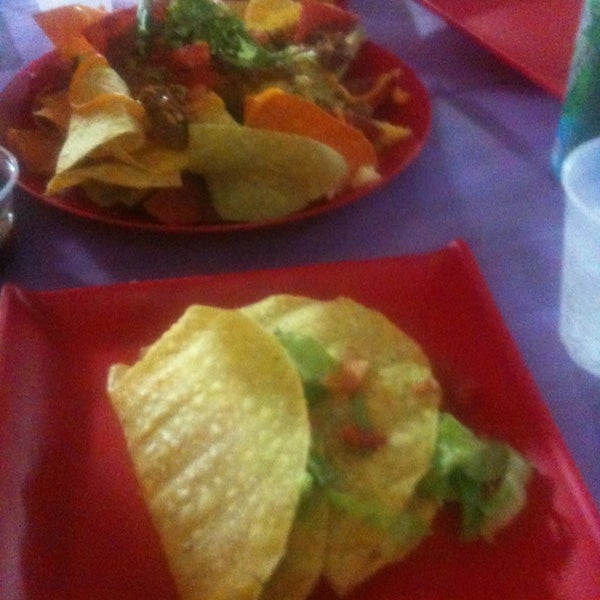 7/18/2013에 Carlos A.님이 Escalante&#39;s Tex-Mex Food에서 찍은 사진