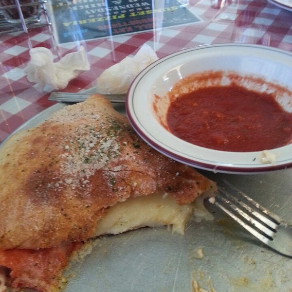 Sunset Pizzeria Pizza Place