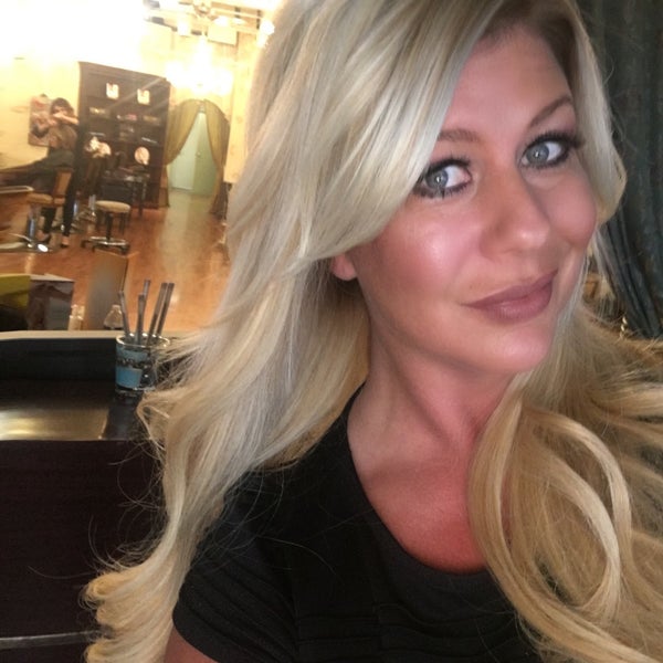 Ken Paves Salon Hair Salon in Clinton Township