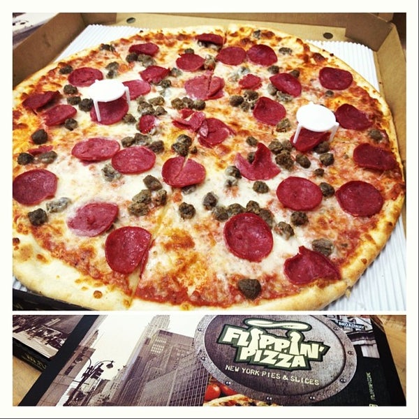 Foto diambil di Flippin Pizza oleh Robbie C. pada 2/5/2014