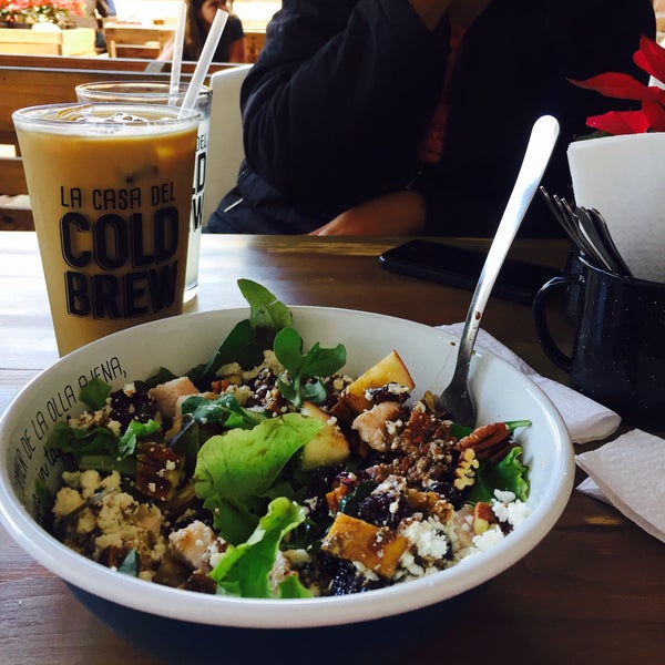 Doce Cuarenta Coffee Shop