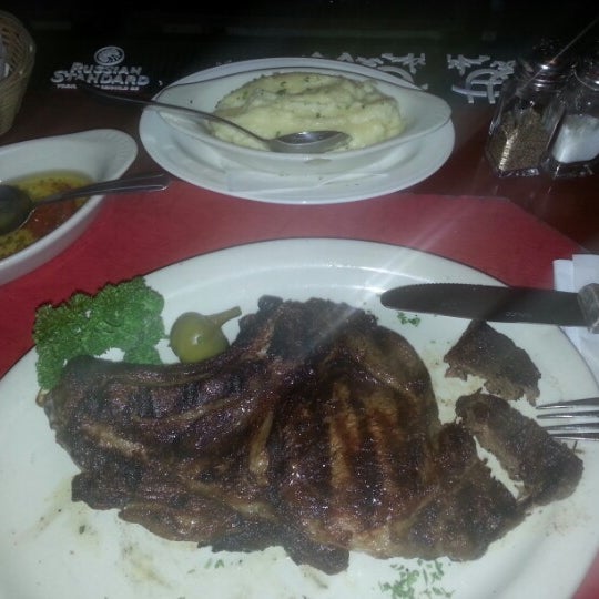 Foto scattata a Nebraska Steakhouse da Anton A. il 4/13/2013