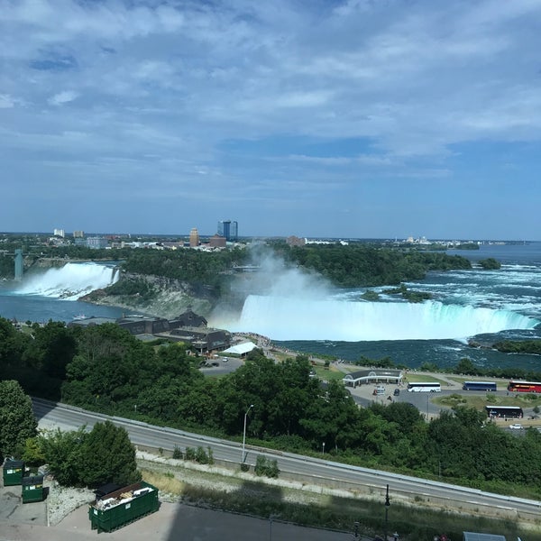 Снимок сделан в Niagara Falls Marriott on the Falls пользователем Maurice R. 7/13/2018