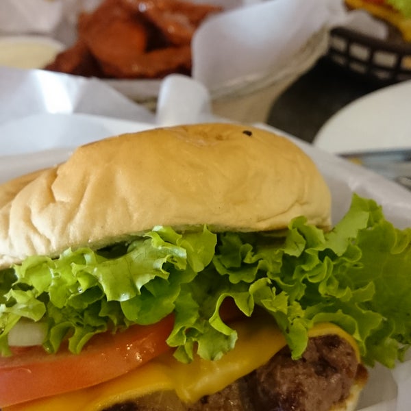 Perfect combo: Black Angus Burger + Hot Buffalo Wings#Foodie #FoodPorn #CheeseBurger #BurgerJoint #AngusBeef #Beef