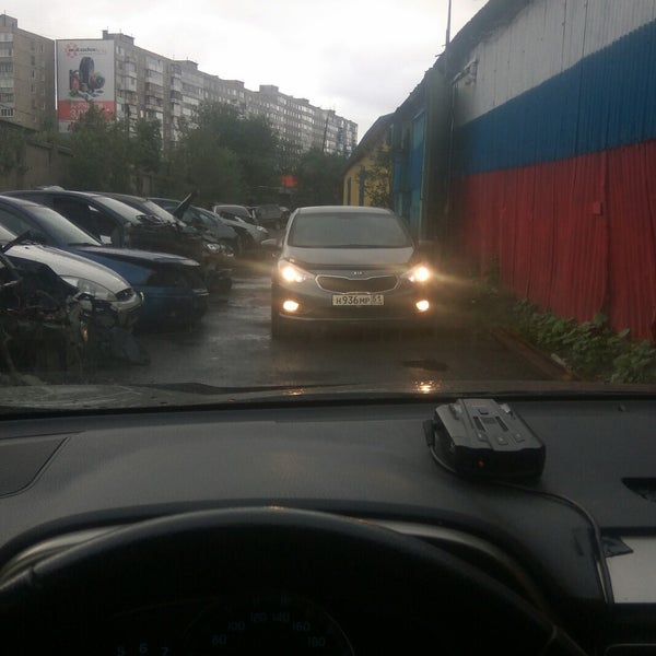 Парк северное сияние мурманск. Тур на кольский полуостров. Мурманск на машине отзывы. Сыктывкар мурманск расстояние на машине. Машины в мурманске зимой.