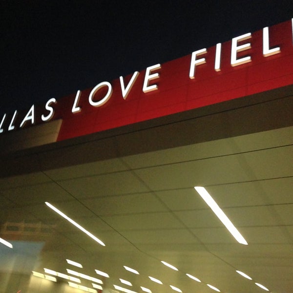 รูปภาพถ่ายที่ Dallas Love Field (DAL) โดย Ken H. เมื่อ 5/6/2013