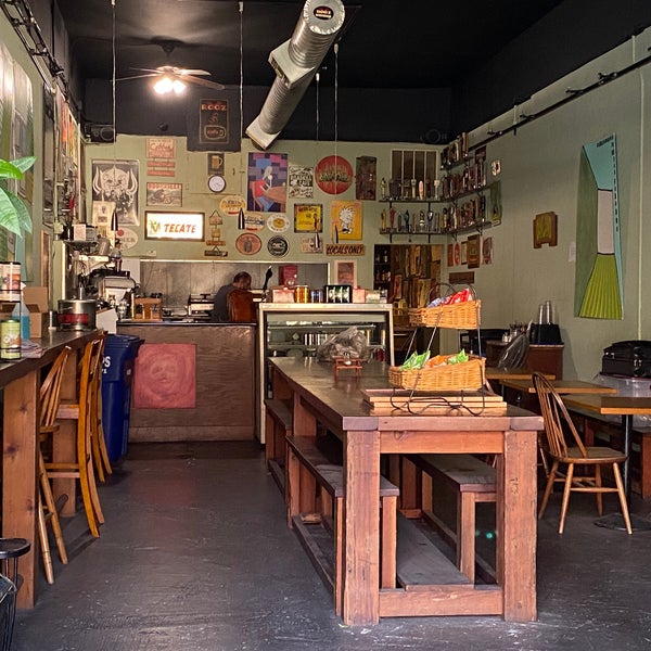 11/29/2020 tarihinde Georgiana M.ziyaretçi tarafından Rooz Cafe'de çekilen fotoğraf