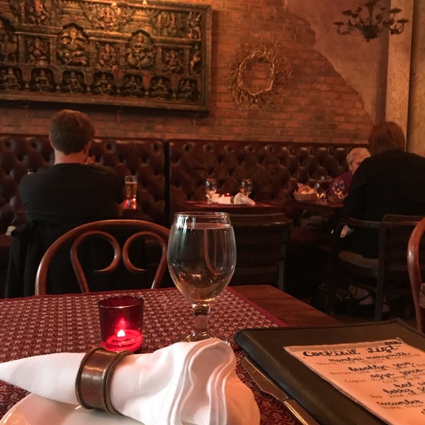 5/15/2019 tarihinde Georgiana M.ziyaretçi tarafından Asya Indian Restaurant'de çekilen fotoğraf