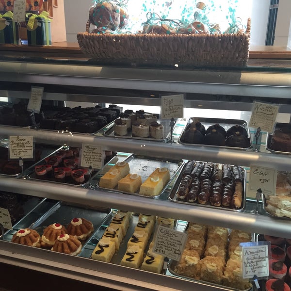 Photo taken at Athan&#39;s Bakery - Brookline by Georgiana M. on 7/12/2016