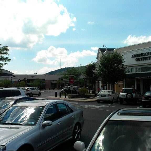 Photo taken at The Promenade Shops at Saucon Valley by George W. on 7/6/2013