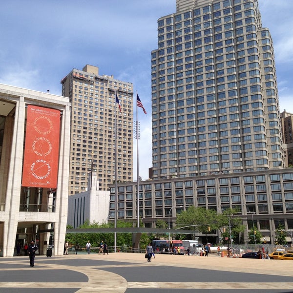 Lincoln Square Lincoln Square 1 Columbus Pl