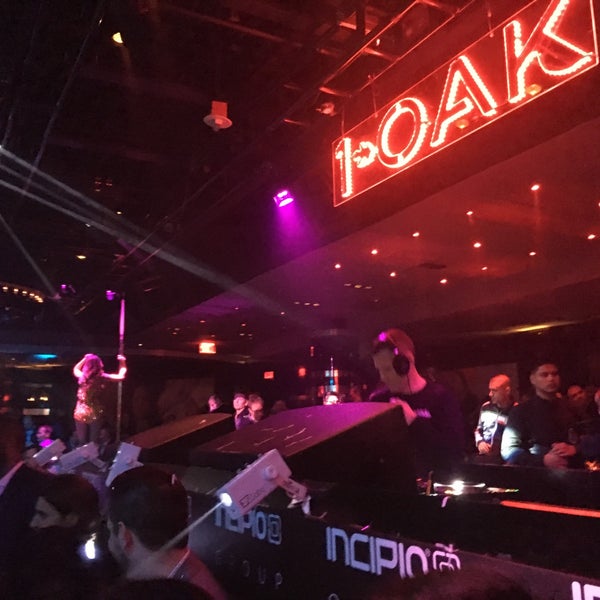 1/7/2017에 Matt H.님이 1 OAK Nightclub에서 찍은 사진