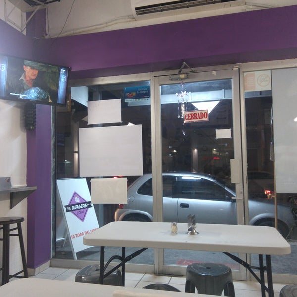 The Burgers Zone - Burger Joint in Villahermosa