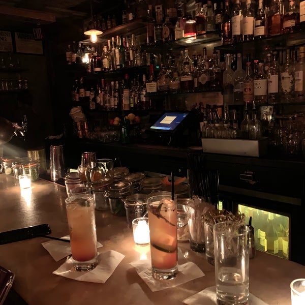 Foto diambil di Tiny&#39;s and the Bar Upstairs oleh Manolo A. pada 4/5/2019
