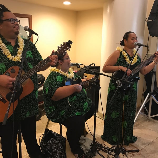 Photos at Mandalay Restaurant Chinese Restaurant in Honolulu
