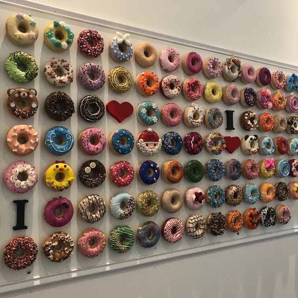 Снимок сделан в Gonutz with Donuts пользователем Kathleen N. 11/2/2017