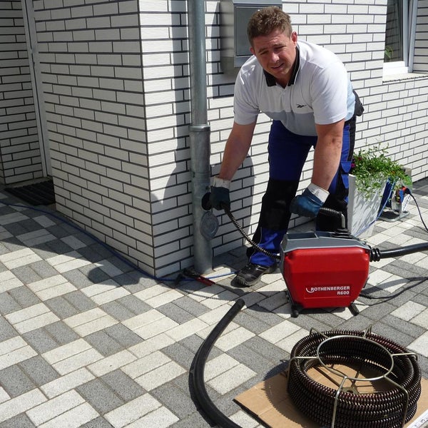 Автосервис фит картинки. Костюм skoda автосервис. Шмидт сервис. Шмидт сервис. Шмидт сервис.