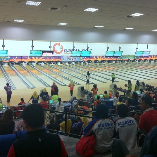 Daiman Bowl Bowling Alley