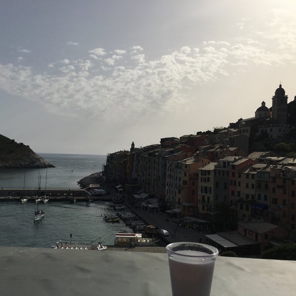 Lovelly location for a vacation in the cinque terre area. The rooms are lovely, clean and the view are spectacular!!! We would be happy to stay here again.