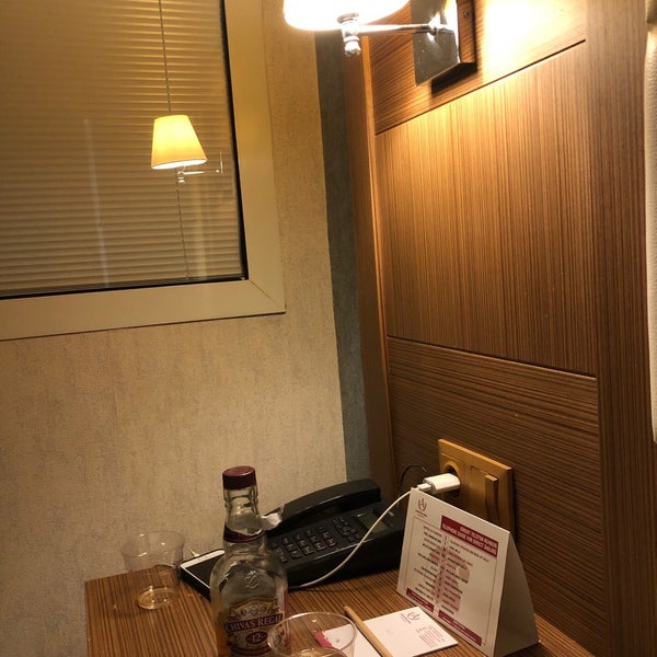 Foto diambil di Akgün Hotel oleh Orhan pada 10/15/2020
