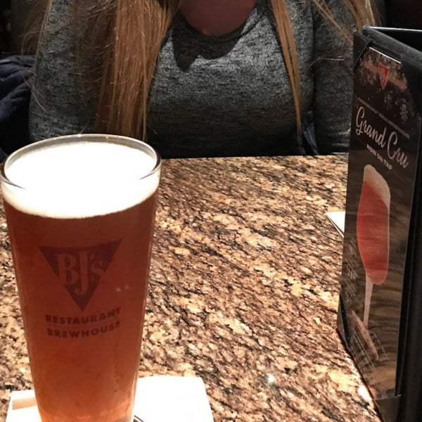 Photo taken at BJ&#39;s Restaurant &amp; Brewhouse by Evan J. on 12/20/2017