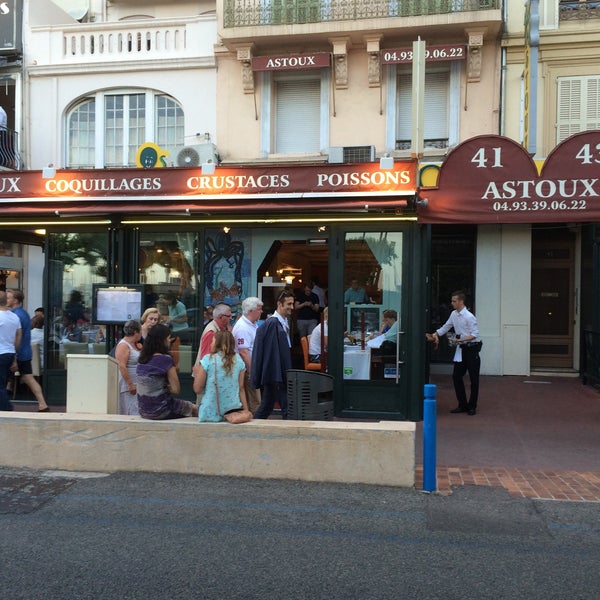 6/25/2015 tarihinde Adri R.ziyaretçi tarafından Coquillages Astoux &amp; Brun'de çekilen fotoğraf