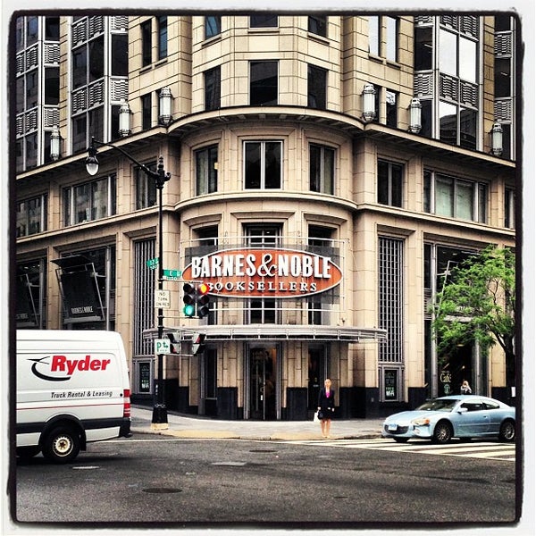 Barnes Noble Now Closed Bookstore In Washington
