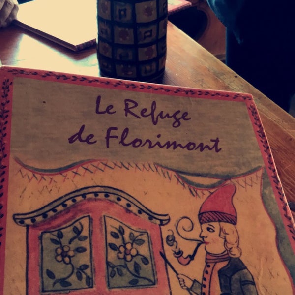 รูปภาพถ่ายที่ Le Refuge de Florimont โดย hanan s. เมื่อ 7/22/2018