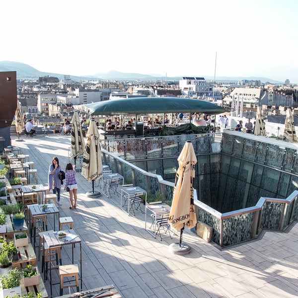 The highest publicly accessible rooftop in BP. There's a beautiful view including the Basilica. Reasonably priced cocktails & outstanding Hungarian wine list. Sunday brunches and live concerts.