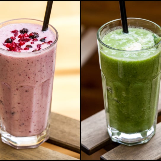 Fresh salads, good vibes, quick service. Freshly squeezed fruit and vegetable juices, smoothies are irresistible. Berry White with yogurt, red berries + banana. Green Day spinach, pineapple + banana.