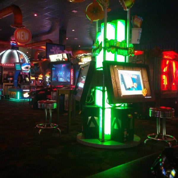 Photo taken at Dave &amp; Buster&#39;s by Joseph S. on 7/16/2013