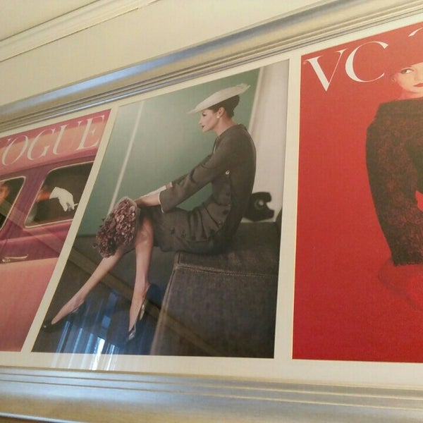 Снимок сделан в Loews Hotel Vogue пользователем Michelle G. 3/4/2016