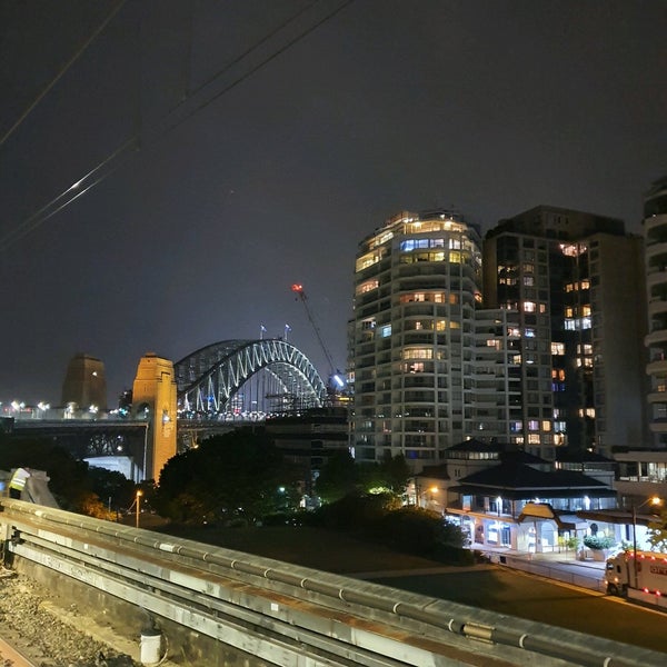 Photo taken at Milsons Point Station by Tommy R. on 1/7/2020